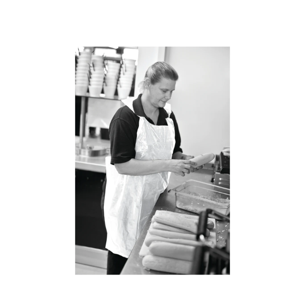 White Disposable Aprons On A Roll (200)